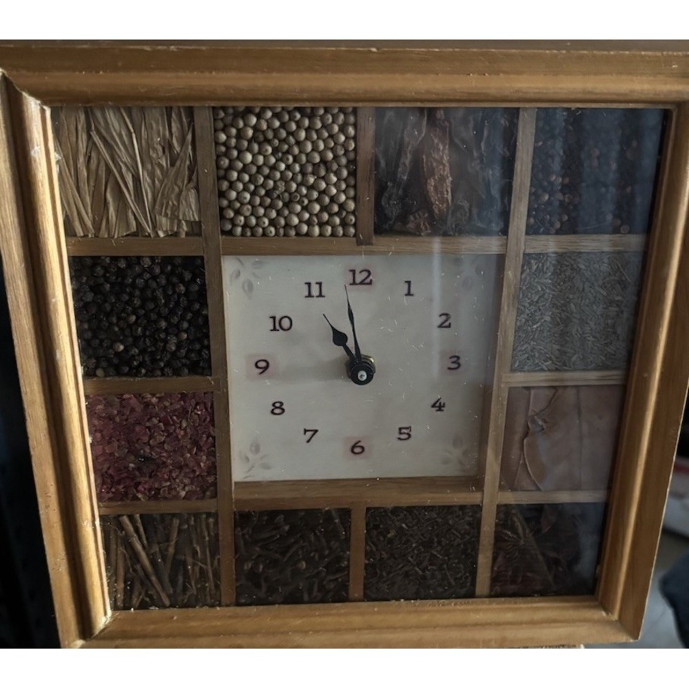 Square Wooden Mantle Shelf Clock Home Decorative Nice Works 10"